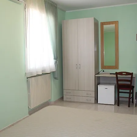 Hotel Certosa 3*